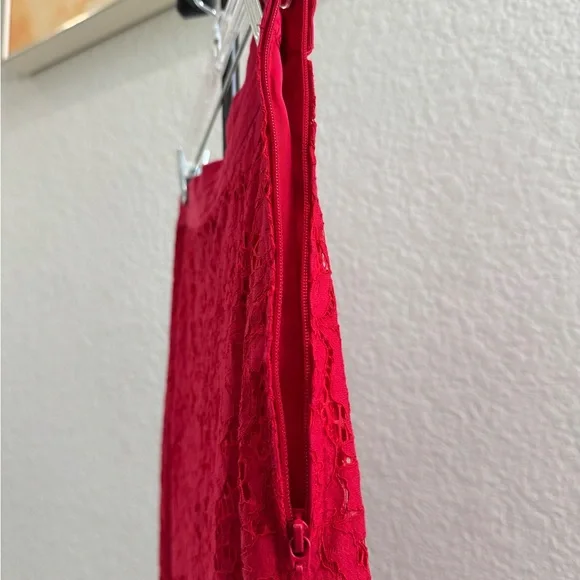 H&M Red Lace Pencil Skirt - Picture 4 of 11